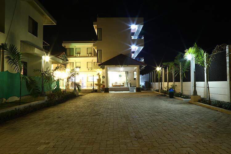 Sia Resort Alībāg Ngoại thất bức ảnh